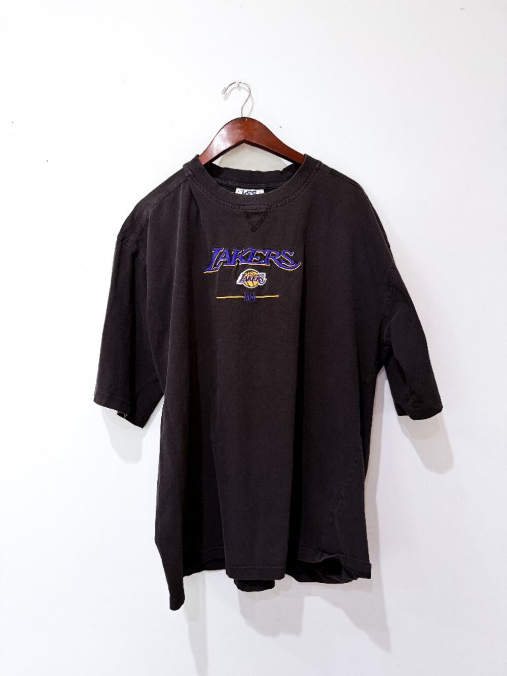 Vintage Lee Sport Los Angeles Lakers NBA Embroidered T-Shirt Black 2XL